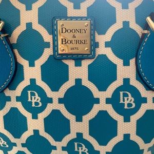 Dooney and Bourke hand bag